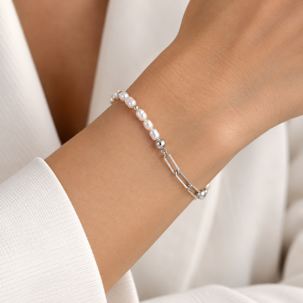 White Pearl &amp; Forse Art Silver Bracelet