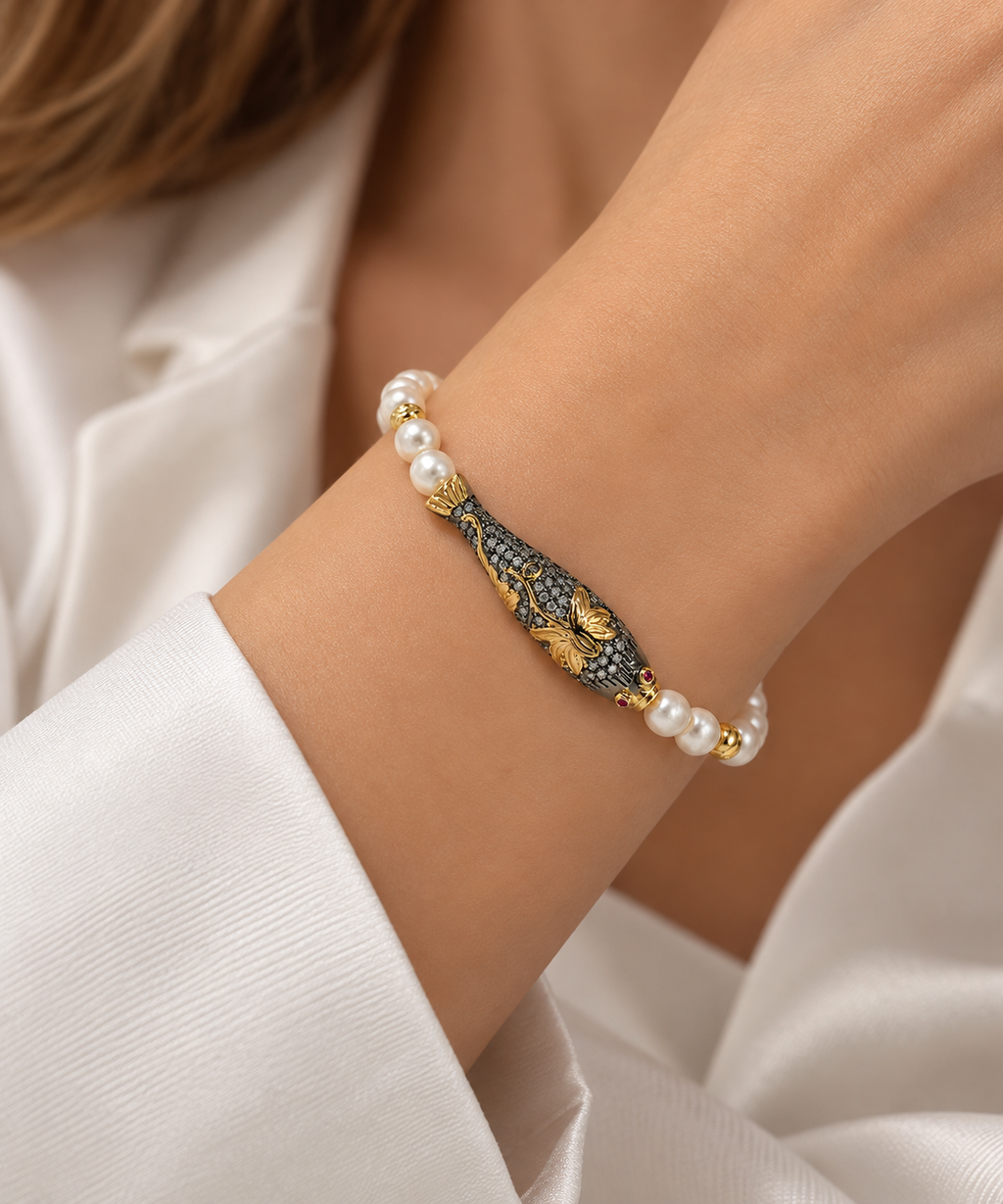 Fish Pearl Design Bracelet 