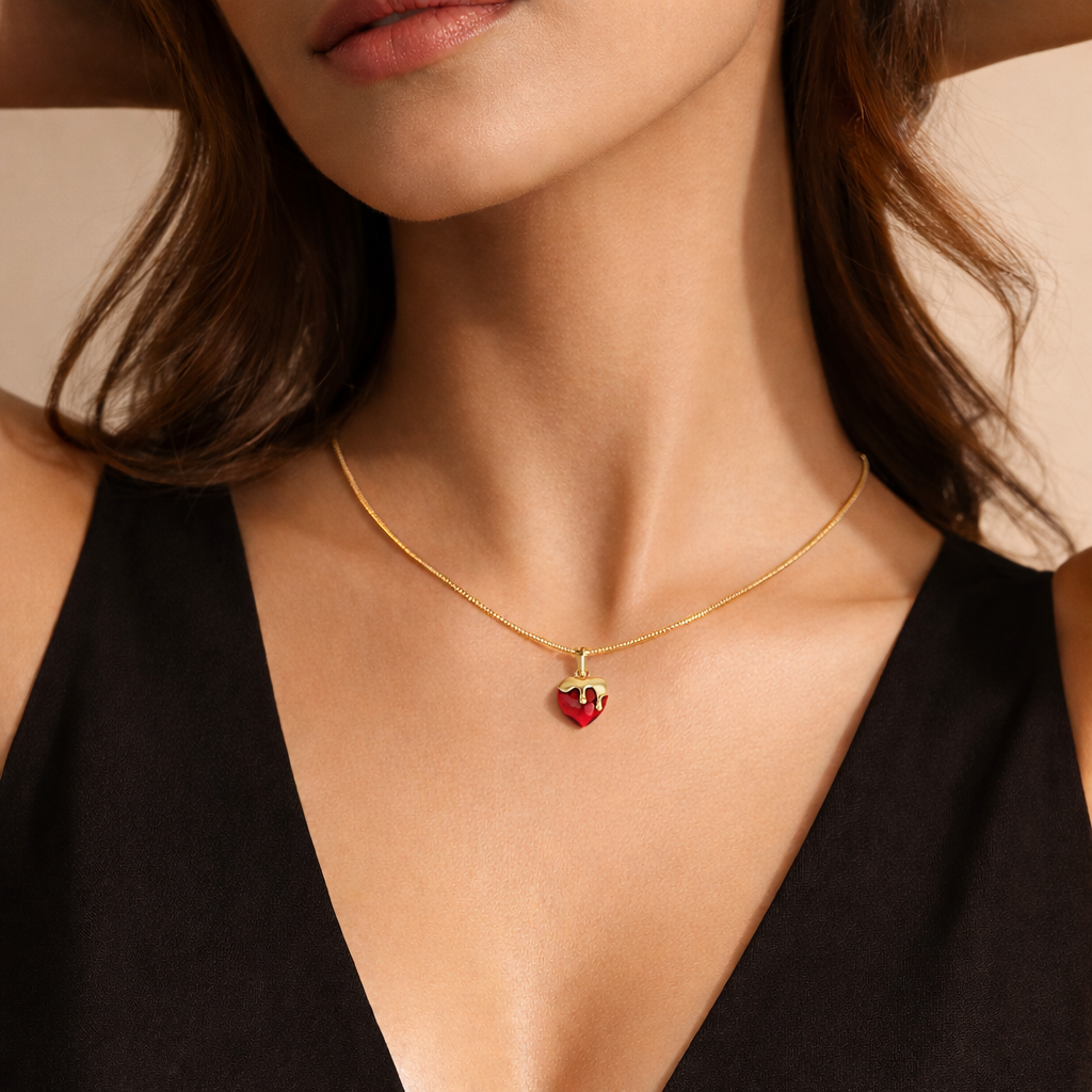 Melting for You - Ruby Kalp Kolye