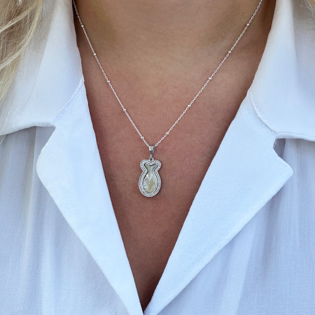 Fish Mother-of-Pearl Silver Necklace