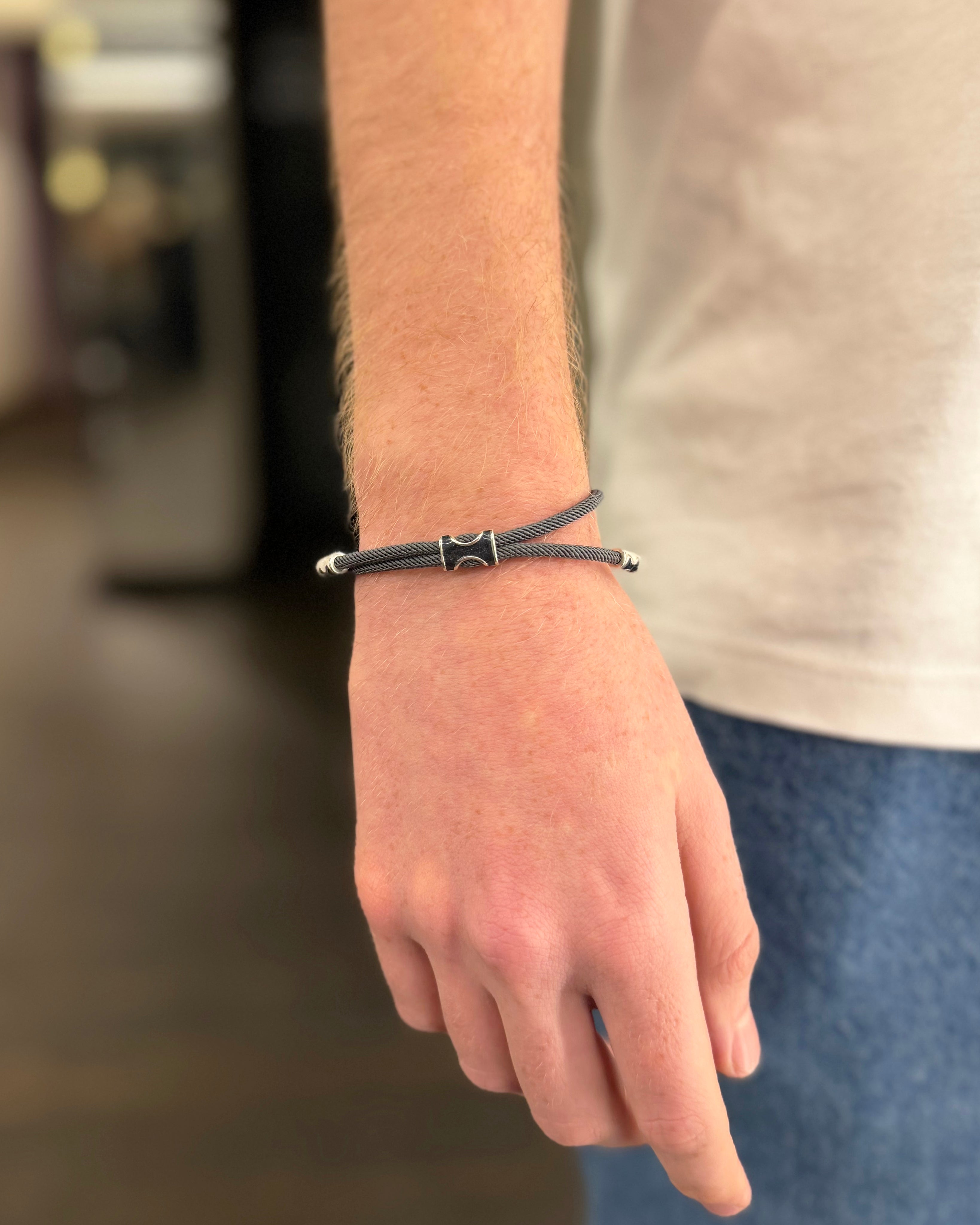 Gosi Gümüş Şans Bilekliği - Gri