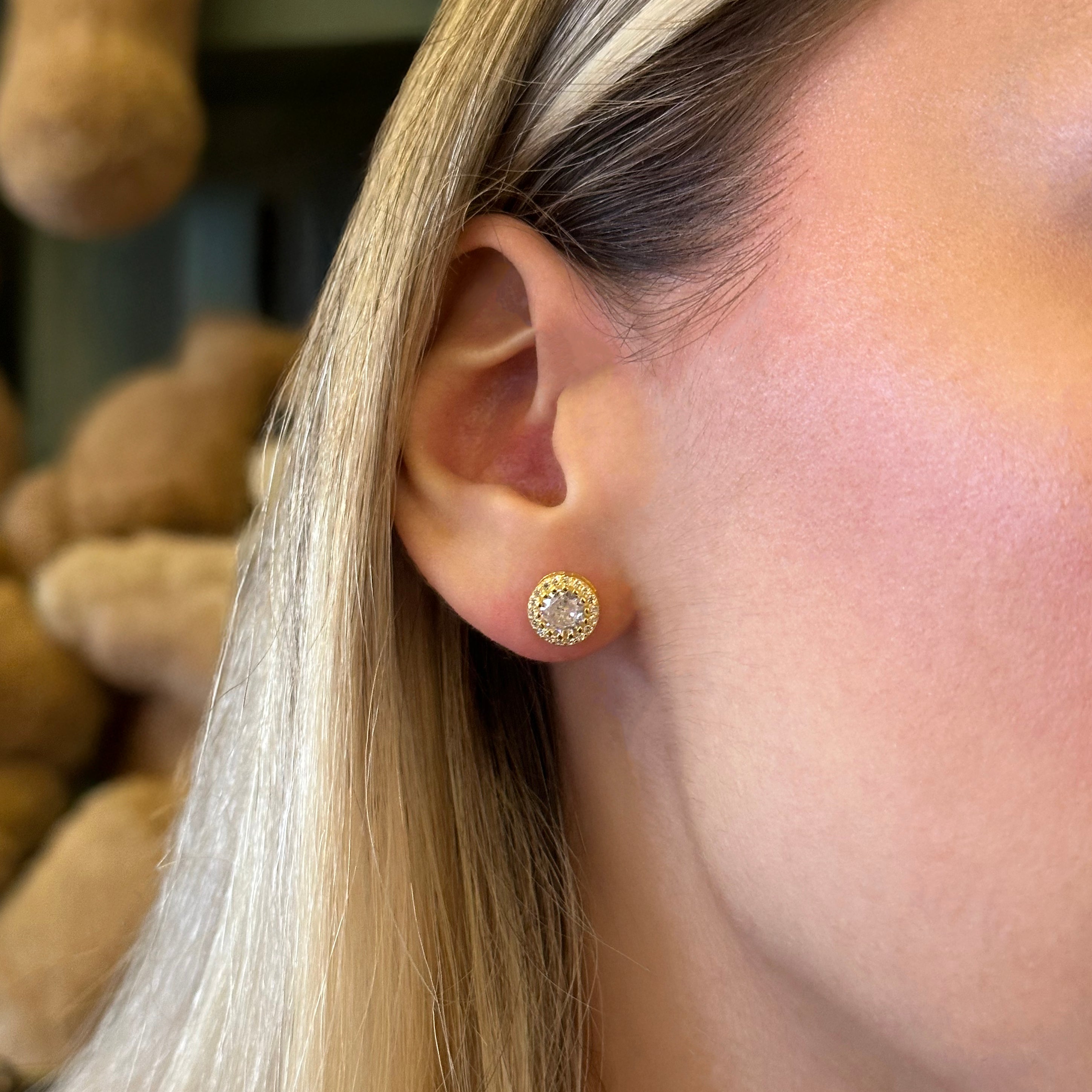 Round Kesim Zirkon Gümüş Küpe